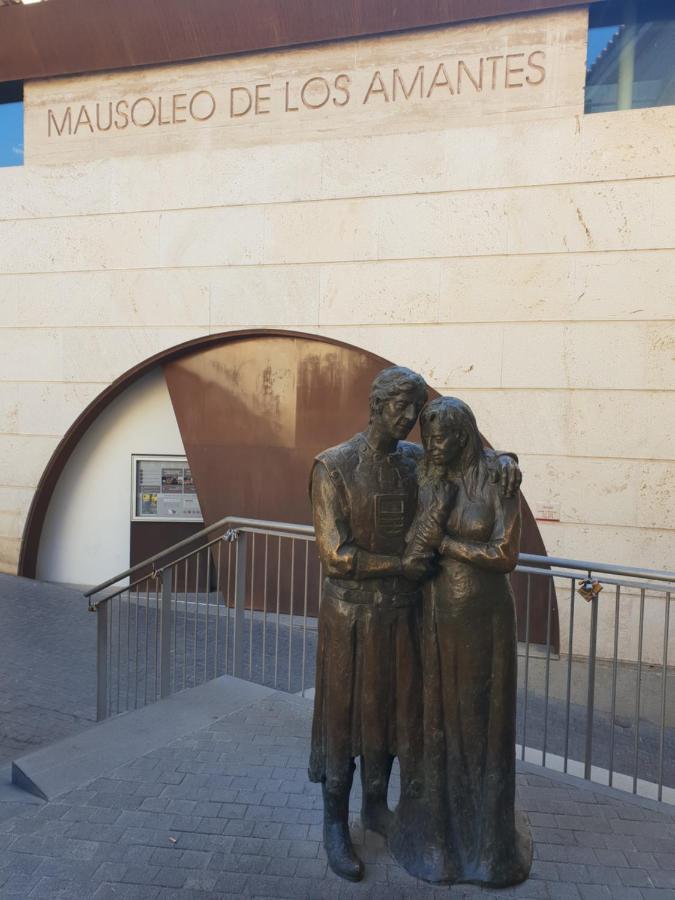 דירות טרואל Portal De Valencia מראה חיצוני תמונה